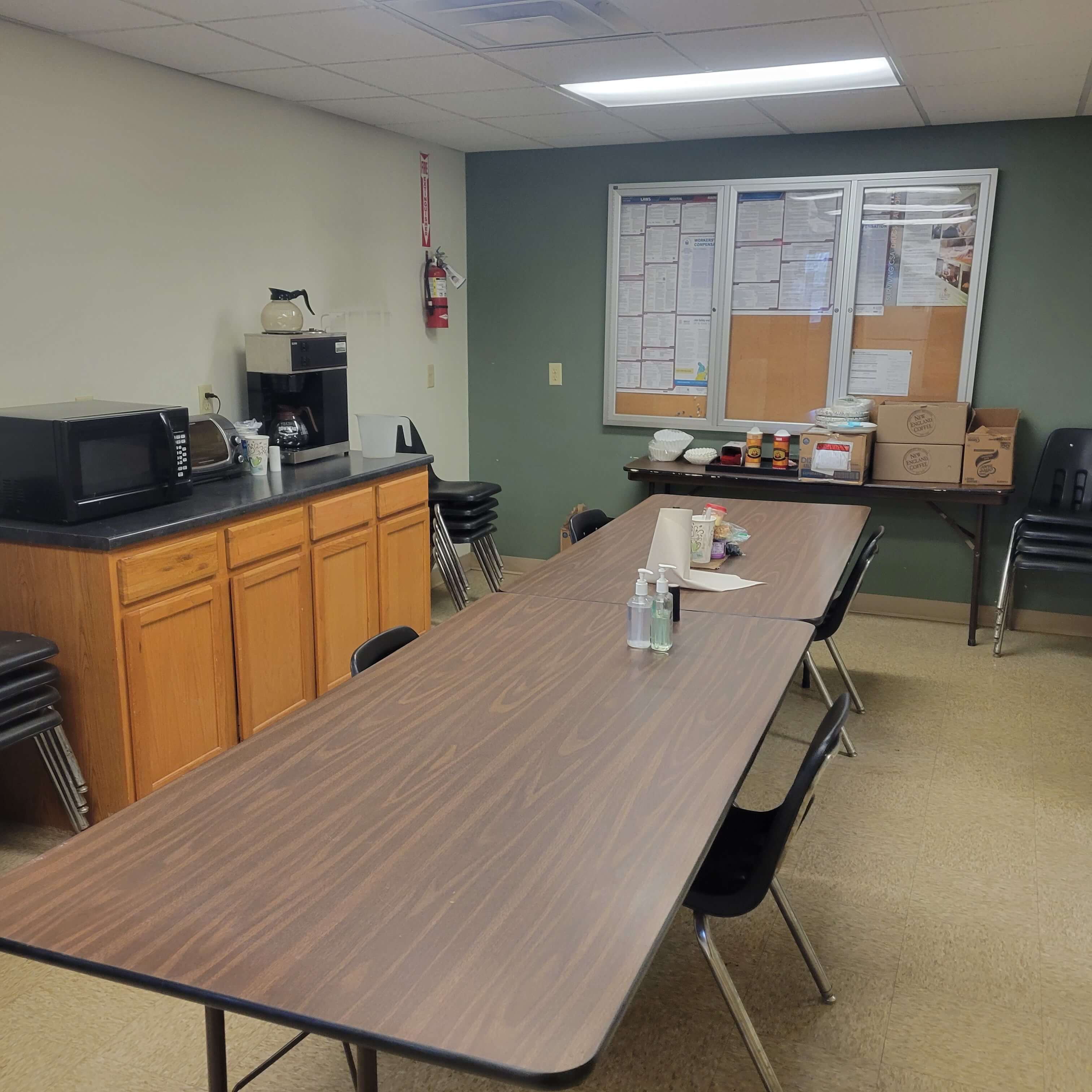 Office and break room cleaned during small commercial cleaning service