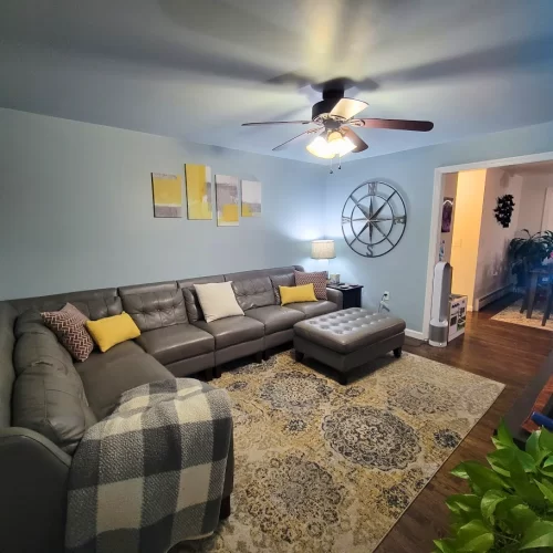 Livingroom cleaned and tidy during home cleaning services